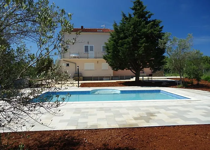 Olive Apartments
