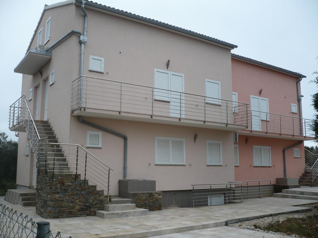 Apartment Olive Ugljan