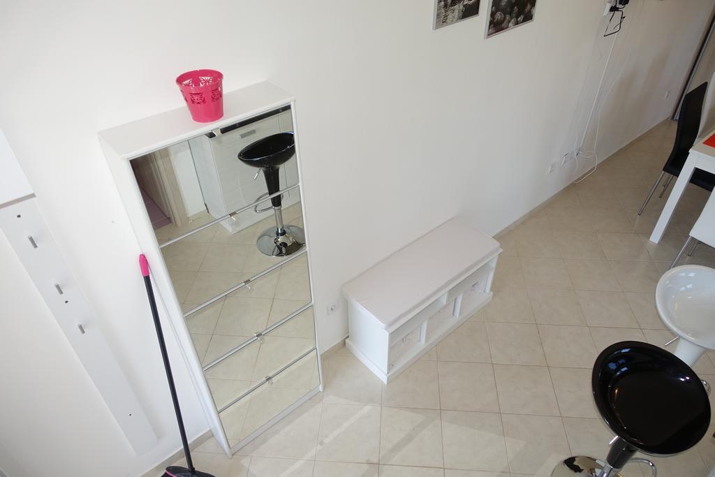 Apartment Olive Ugljan