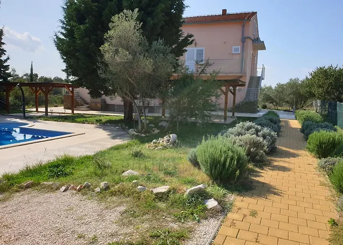 Olive Apartments