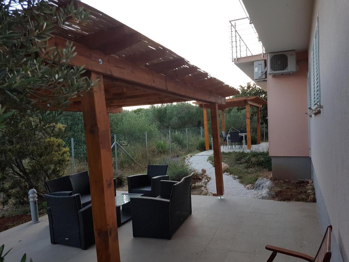 Apartament Olive Ugljan